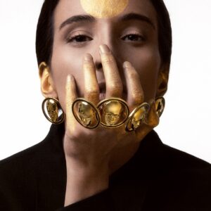 BLACK RING