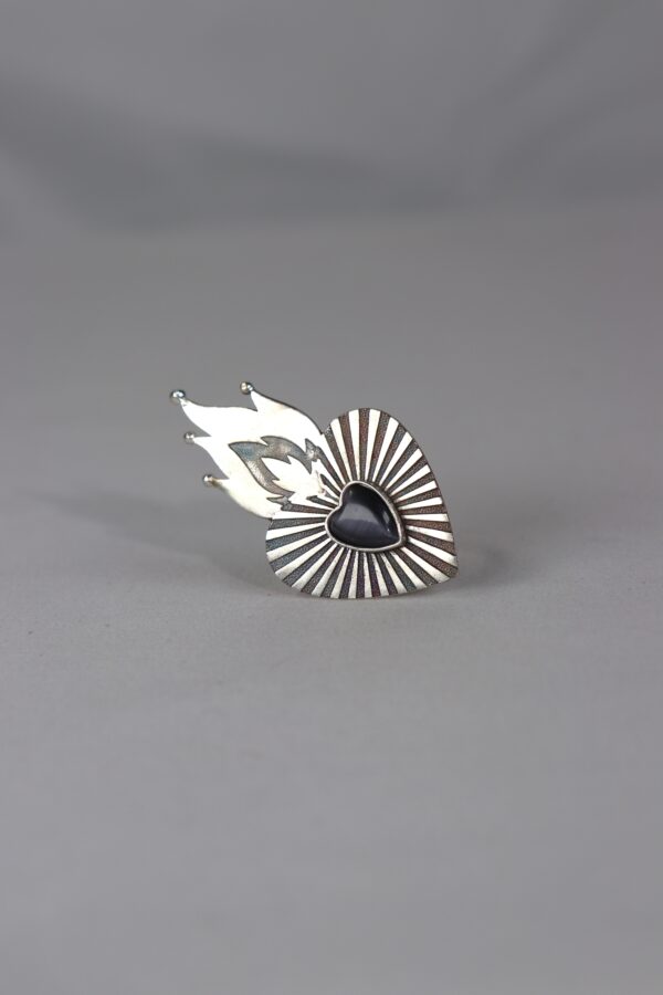 ბეჭედი, ცეცხლოვანი გული, შავი - "TM enamel Art"