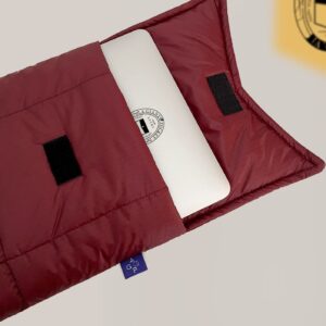 ლეპტოპის ჩასადები, ბურგუნდისფერი - "A giant pocket"