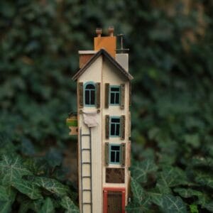 დეკორატიული ხის სახლი, გასაღებების საკიდი - "Bamo"