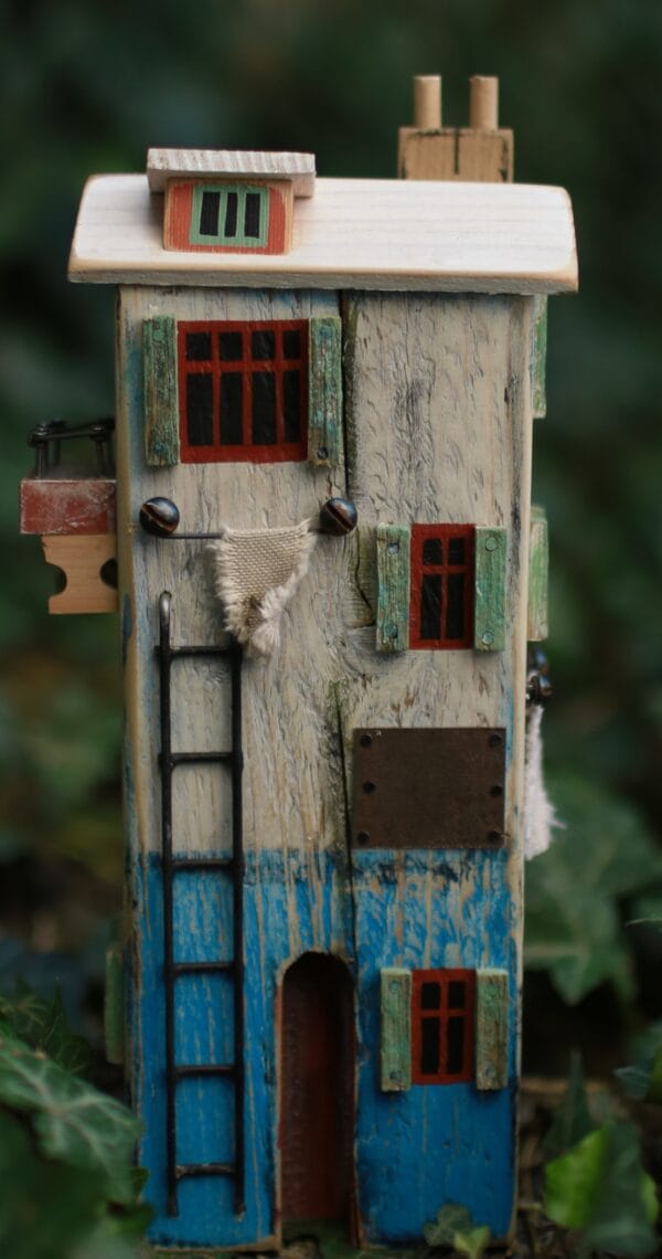 ხის სახლი "ზაფხულის ფერადი ემოციები" - "Bamo • ბამო"