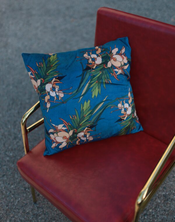 ბალიში მაია სუმბაძის პრინტით - "ლანდი"