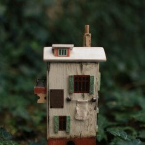 "მზისჩასვლისფერი სახლი" - Bamo