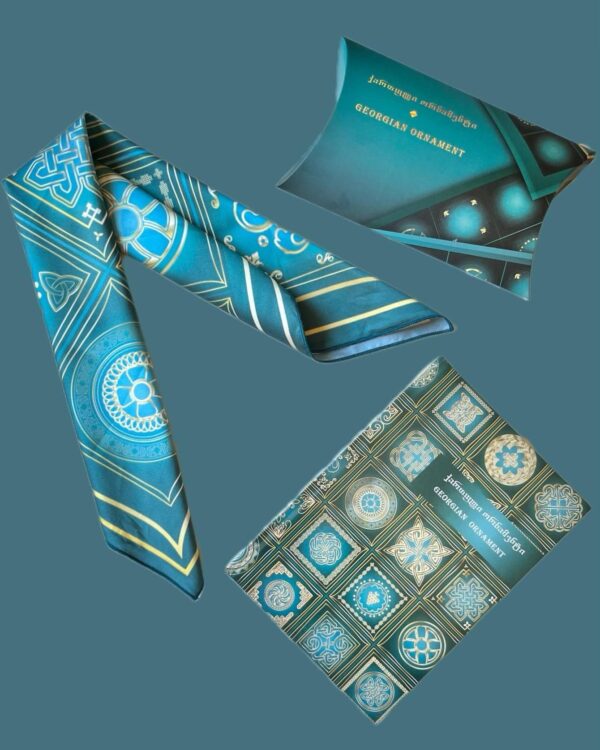 ყელსახვევისა და წიგნაკის ნაკრები - "Georgian Ornament"