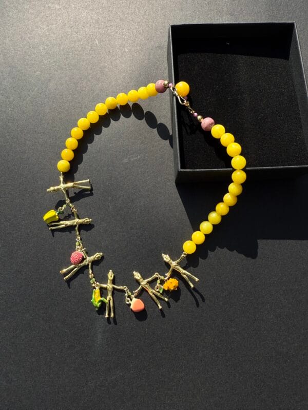 ყელსაბამი - "საჩუქარი"