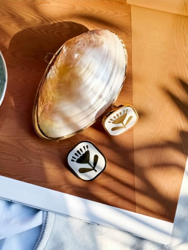 მოოქროვილი საყურე - "Lessismore"