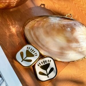 მოოქროვილი საყურე - "Lessismore"