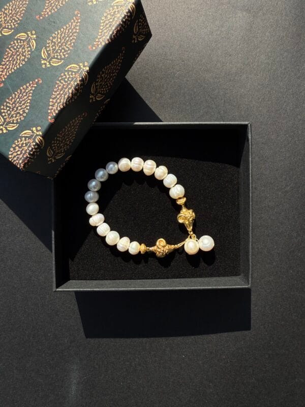 მარგალიტის სამაჯური - "საჩუქარი"