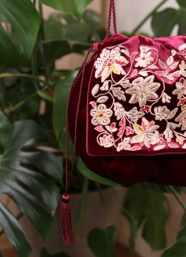 ჩანთა, შინდისფერი - "სამოსელი პირველი • Samoseli Pirveli"