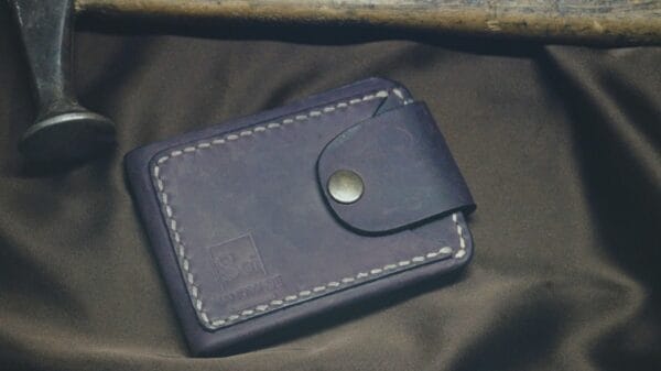 ტყავის საფულე, იისფერი - "SOI • სოი"