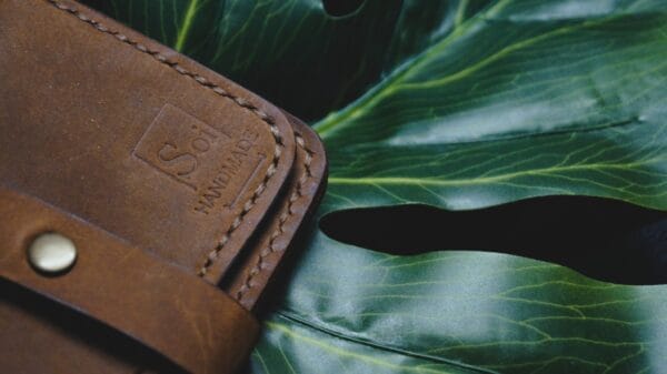 ტყავის საფულე - "SOI • სოი"