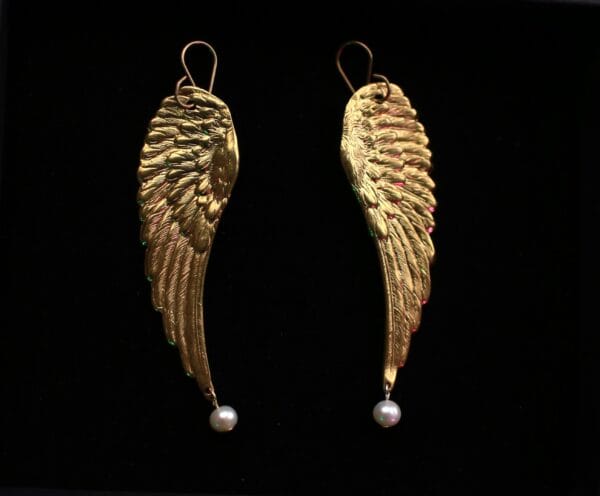 საყურე "ფრთები" - "საჩუქარი"