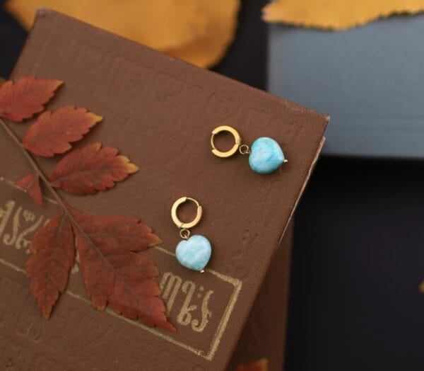 საყურე ამაზონიტით - "ბისერნათი"