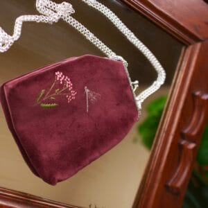 ხელით ნაქარგი ჩანთა - "ketevan karchava • ქეთევან ქარჩავა"