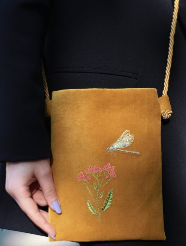 ტელეფონის ჩასადები, ყვითელი - "ketevan karchava • ქეთევან ქარჩავა"