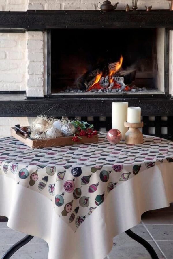 სუფრა, "ნაძვის ხის სათამაშოები" - "ბამბა • Bamba"