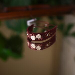 ხელით ნაქარგი სამაჯური - "ketevan karchava • ქეთევან ქარჩავა"