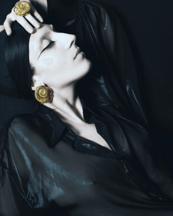 საყურე “THE SNAIL“ - NINO SEPO