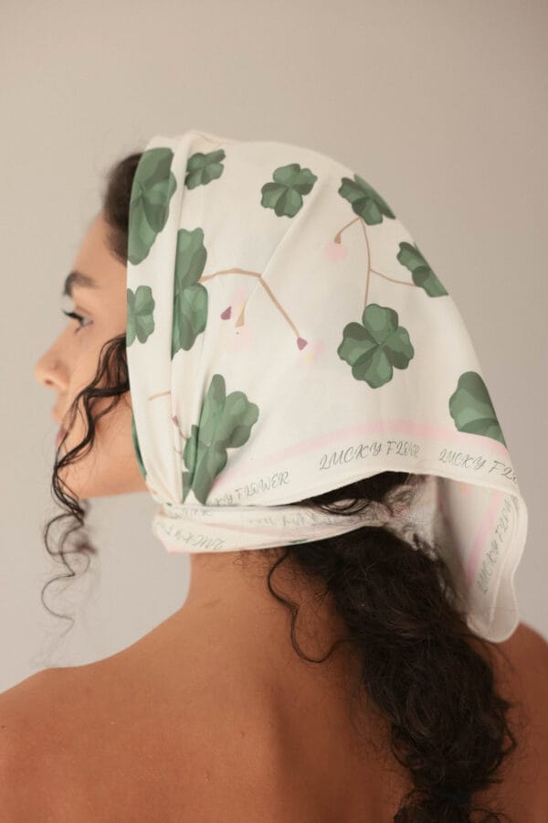 შარფი, "Fortune flower" - "Ketevanne's • ქეთევანეს"