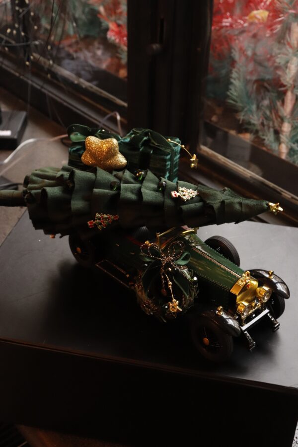 ახალი წლის დეკორაცია, მანქანა - "Papavero • პაპავერო"