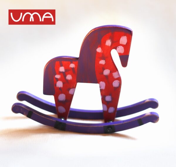 საქანელა ცხენი - "უმა • UMA"