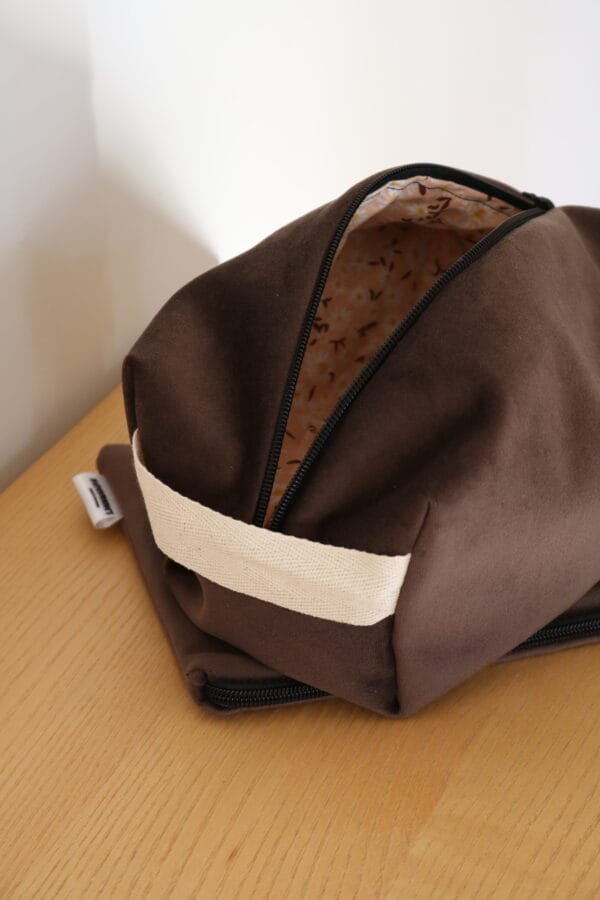 კოსმეტიკის ჩანთების ნაკრები, ყავისფერი - "Ketevanne's • ქეთევანეს"