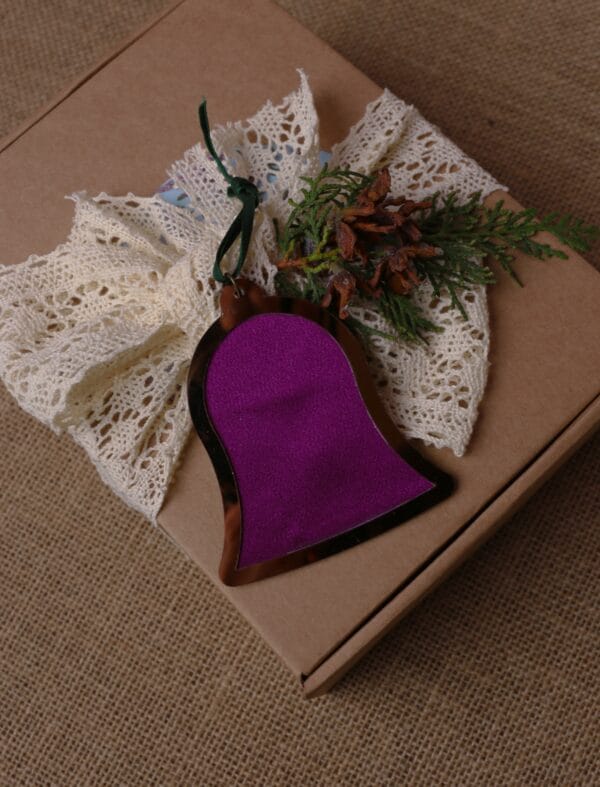 ნაძვის ხის სათამაშო, ზარი - "უსული • Usuli"