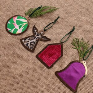 ნაძვის ხის სათამაშოების ნაკრები - "უსული • Usuli"