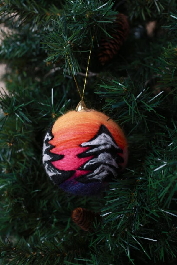 ნაძვის ხის სათამაშო - "Sofi's Felt Art"