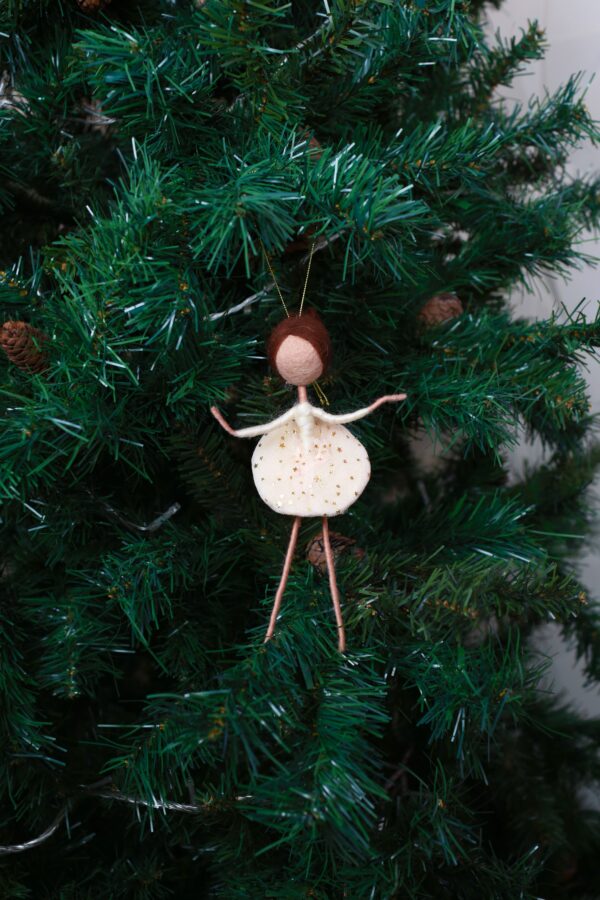 ნაძვის ხის სათამაშო, ბალერინა - "Sofi's Felt Art"