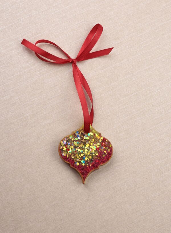 ნაძვის ხის სათამაშო - "BO EPOXY • ბო ეპოქსი"