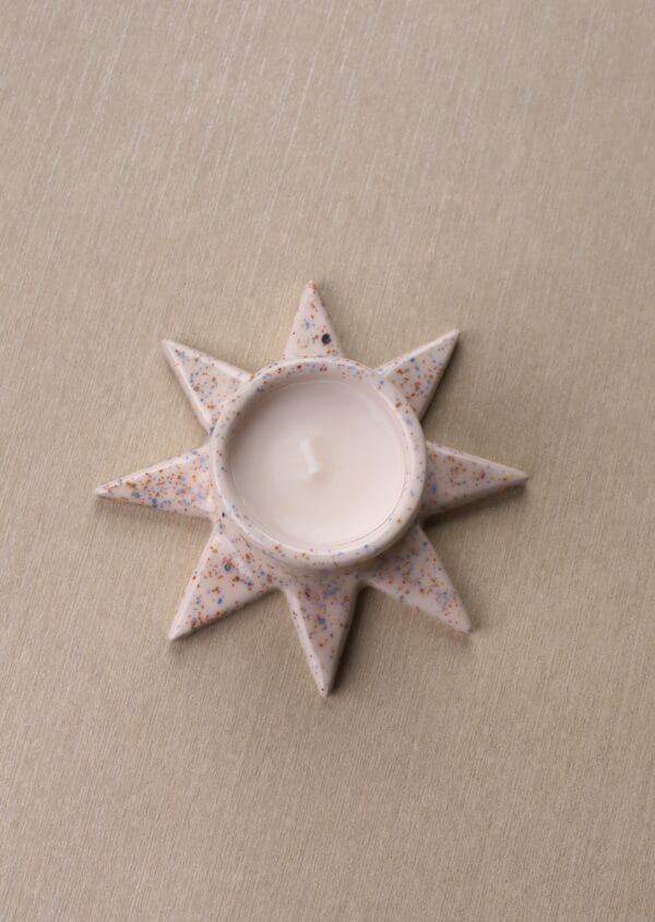 სასანთლე - "Hoda • ჰოდა"