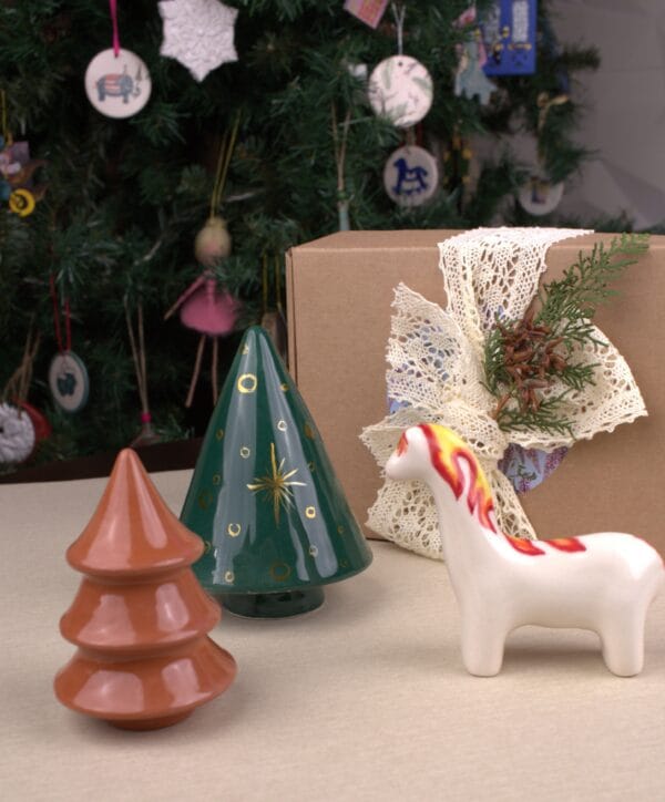 დეკორატიული ნაძვის ხე - "Nano Ceramic Studio • ნანო კერამიკ სტუდიო"