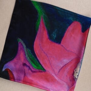 შარფი ვარდისფერი ყვავილით - "გამა • GAMA"