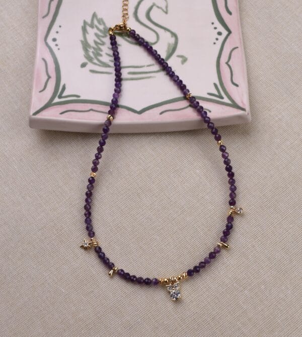 ყელსაბამი, იასამნისფერი - "Marblue • მარბლუ"