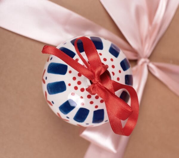 ნაძვის ხის სათამაშო - "ჰიკიტორე კერამიკსი • Hikitore Ceramics"