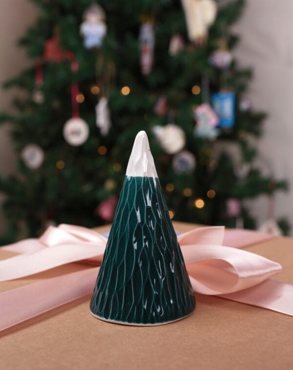 ნაძვის ხე - "ჰიკიტორე კერამიკსი • Hikitore Ceramics"