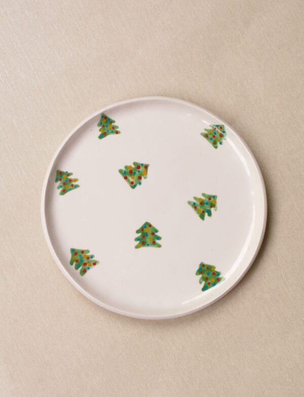 კერამიკის საახალწლო თეფში, ნაძვის ხეები - "Nari Ceramics • ნარი კერამიქს"