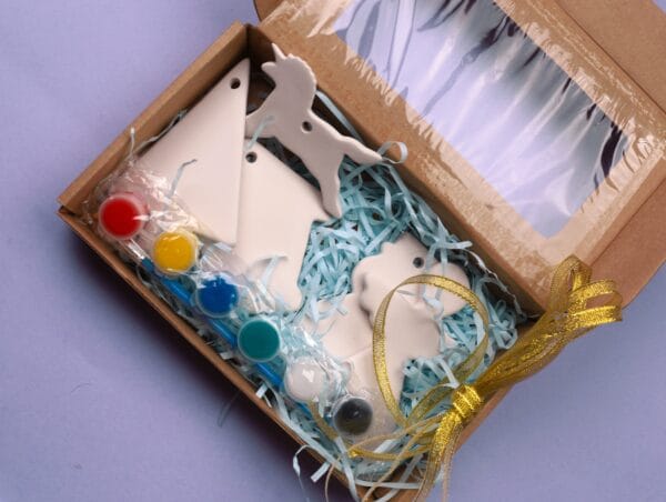 საახალწლო კერამიკის სათამაშოების მოსახატი ნაკრები - "Nari Ceramics • ნარი კერამიქს"