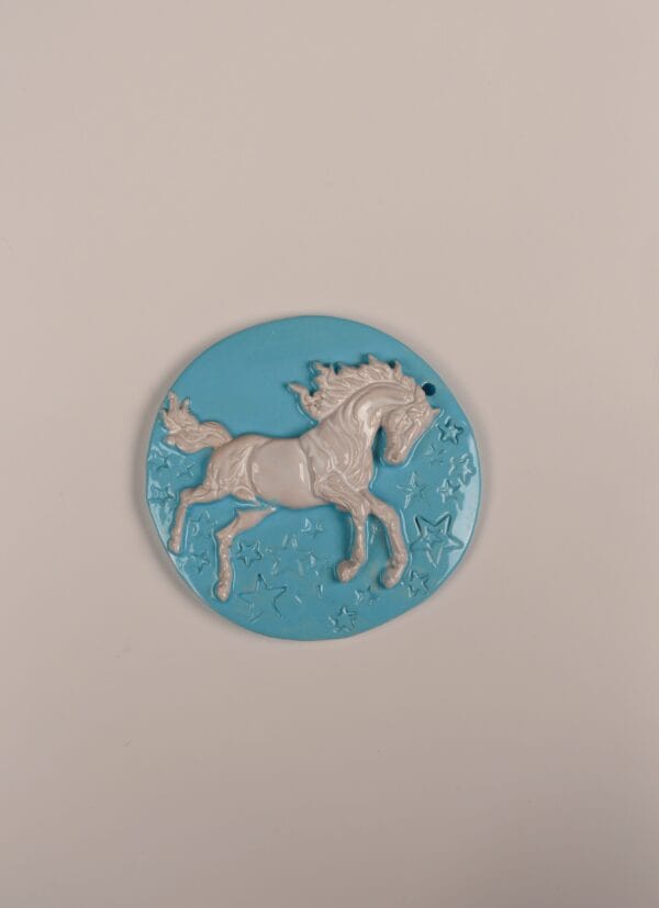 ნაძვის ხის სათამაშო, ცისფერი ცხენი - "Fey Ceramic Studio • ფეი კერამიკ სტუდიო"