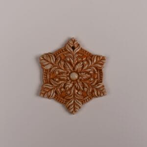 ნაძვის ხის სათამაშო, სტაფილოსფერი ფიფქი - "Fey Ceramic Studio • ფეი კერამიკ სტუდიო"