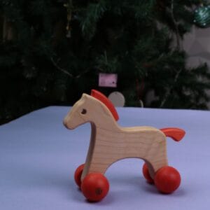 ხის სათამაშო ცხენი ბორბლებით – “ცაცია ოსტატი • Left-Handed Master”