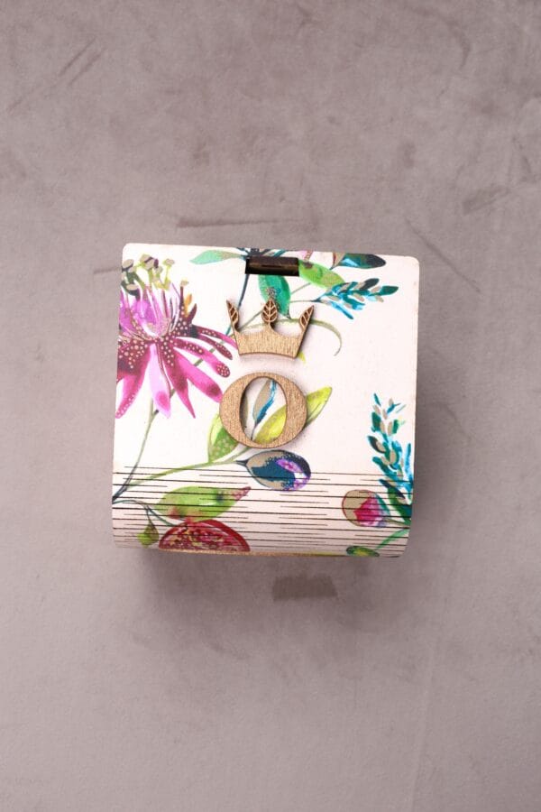 ხის მოხატული ყუთი, ყვავილებით - "Otanadze Design • ოთანაძე დიზაინი"