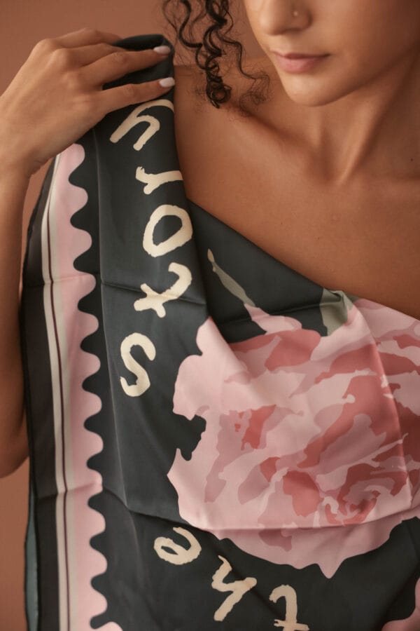 შარფი, "Petals hold the story" - "Ketevanne's • ქეთევანეს"