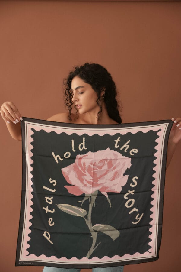 შარფი, "Petals hold the story" - "Ketevanne's • ქეთევანეს"