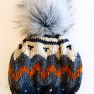 ქუდი ორნამენტით - "DEBI STUDIO • დები სტუდიო"