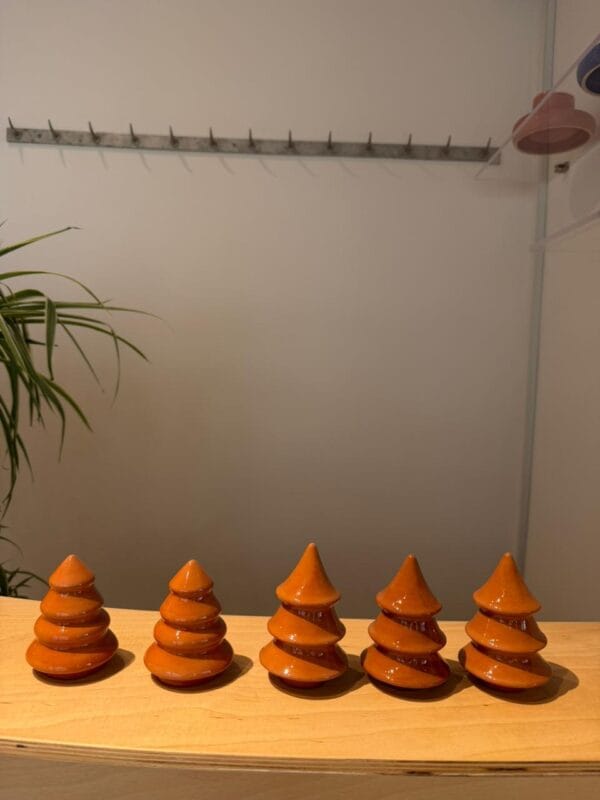 დეკორატიული ნაძვის ხე - "Nano Ceramic Studio • ნანო კერამიკ სტუდიო"