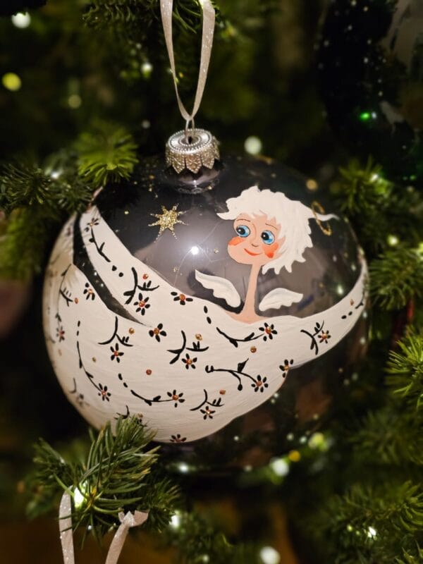 ნაძვის ხის სათამაშო - "ანგელოზების მუზეუმი • Angels' Museum"