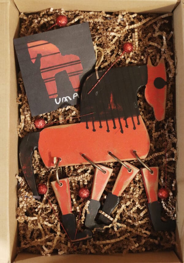 დასაკიდი ცხენი - "უმა • UMA"