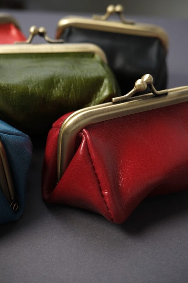 ვინტაჟური საფულე, წითელი - "Improvisation • იმპროვიზაცია"